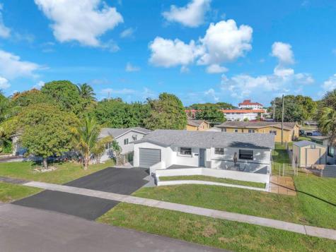 2210 NW 50th Avenue Lauderhill FL 33313