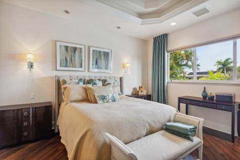 2461 SE 10th Street Pompano Beach FL 33062
