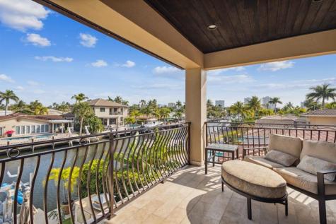 2461 SE 10th Street Pompano Beach FL 33062