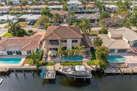 2461 SE 10th Street Pompano Beach FL 33062
