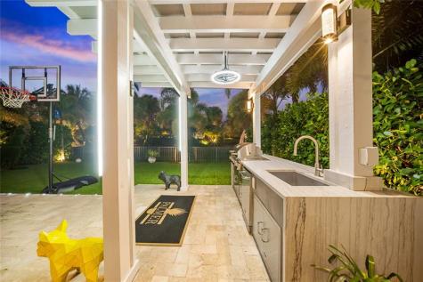 9527 Exbury Court Parkland FL 33076