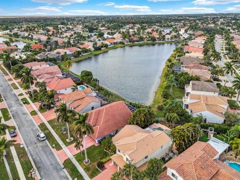19571 Black Olive Lane Boca Raton FL 33498