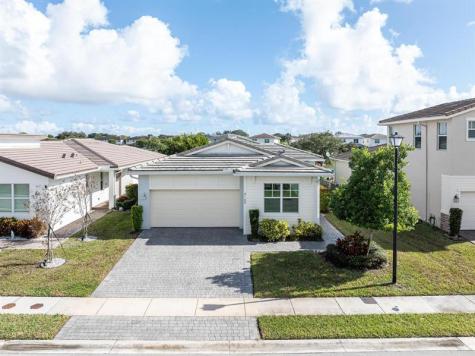 4164 Rosa Drive Deerfield Beach FL 33064