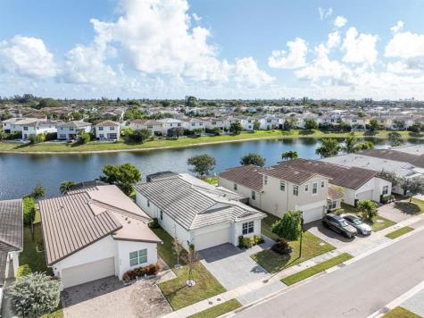 4164 Rosa Drive Deerfield Beach FL 33064