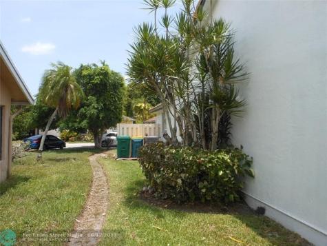 8706 NW 83rd Street Tamarac FL 33321