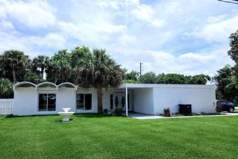 1715 York Court Fort Pierce FL 34982