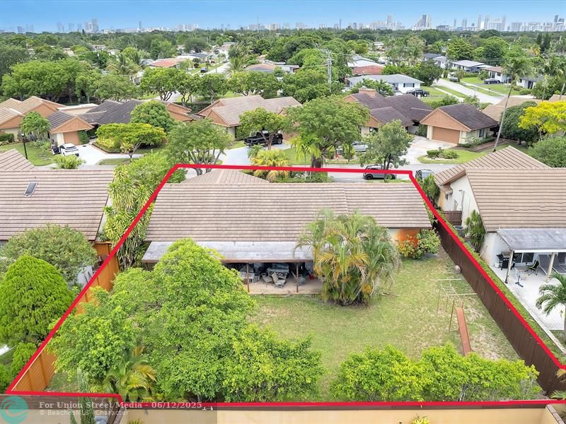 20100 NE 10th Place Way Miami FL 33179