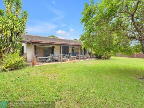 20100 NE 10th Place Way Miami FL 33179
