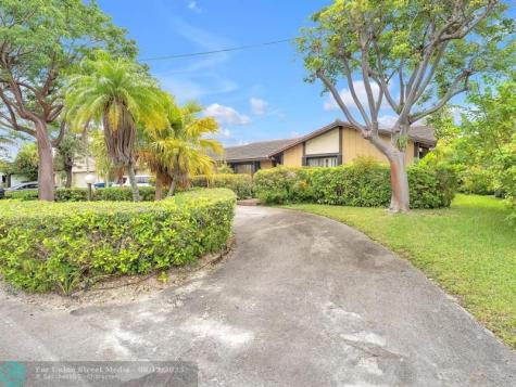 20100 NE 10th Place Way Miami FL 33179