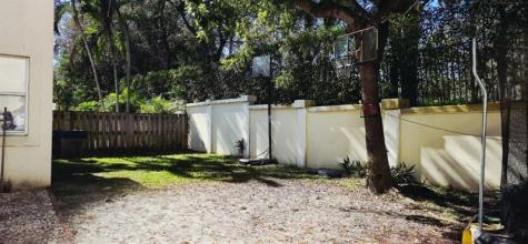 1888 NW 75th Way Hollywood FL 33024