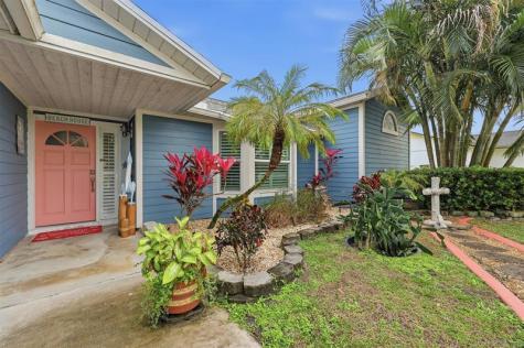 320 SW Majestic Terrace Port St Lucie FL 34984