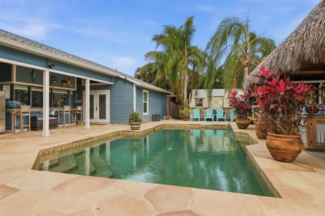 320 SW Majestic Terrace Port St Lucie FL 34984