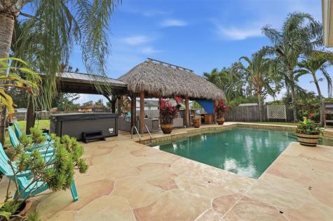 320 SW Majestic Terrace Port St Lucie FL 34984