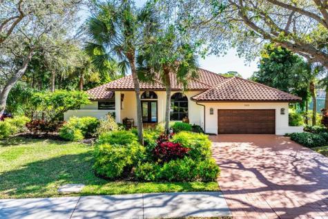 2455 Hampton Bridge Delray Beach FL 33445