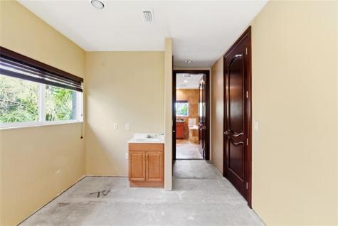 5889 NW 66th Avenue Parkland FL 33067
