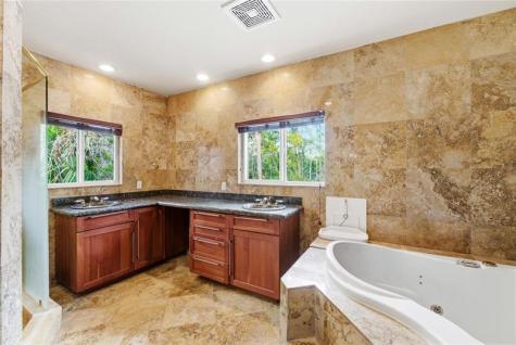 5889 NW 66th Avenue Parkland FL 33067