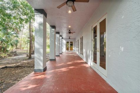 5889 NW 66th Avenue Parkland FL 33067