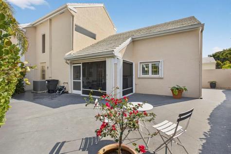12 Wyndham Lane Palm Beach Gardens FL 33418