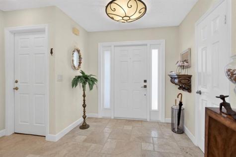 12 Wyndham Lane Palm Beach Gardens FL 33418