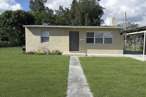 2000 Seminole Boulevard West Palm Beach FL 33409