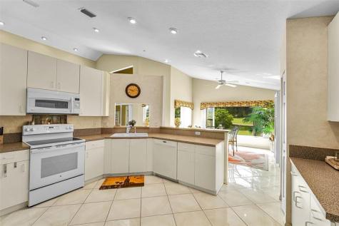 6898 Grenelefe Road Boynton Beach FL 33437