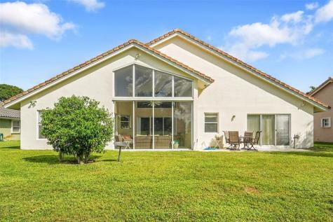 6898 Grenelefe Road Boynton Beach FL 33437