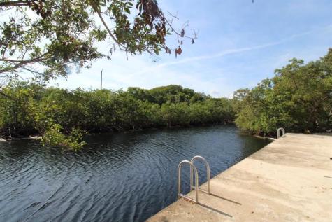 133 Valois Boulevard Key Largo FL 33037