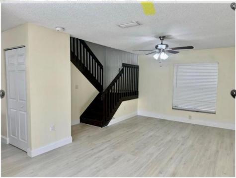 4241 SW 72nd Terrace Davie FL 33314