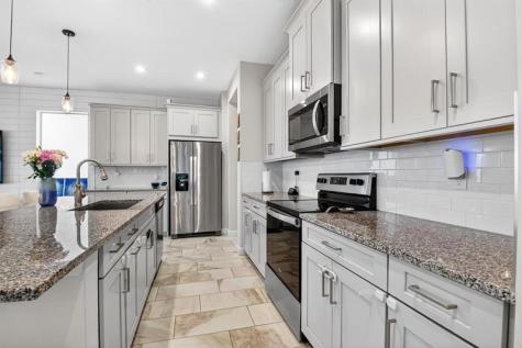 6613 Pointe Of Woods Drive West Palm Beach FL 33413