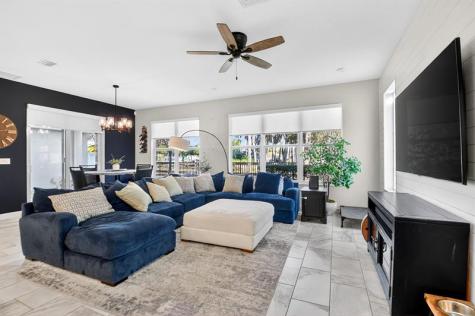 6613 Pointe Of Woods Drive West Palm Beach FL 33413