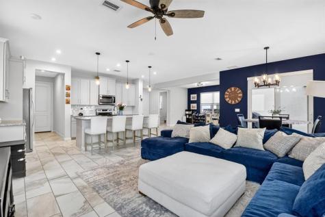 6613 Pointe Of Woods Drive West Palm Beach FL 33413