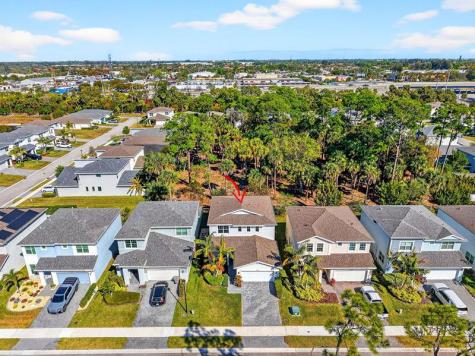 6613 Pointe Of Woods Drive West Palm Beach FL 33413