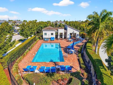 6613 Pointe Of Woods Drive West Palm Beach FL 33413