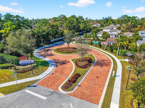 6613 Pointe Of Woods Drive West Palm Beach FL 33413