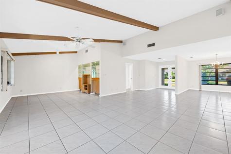 6053 Petaluma Drive Boca Raton FL 33433