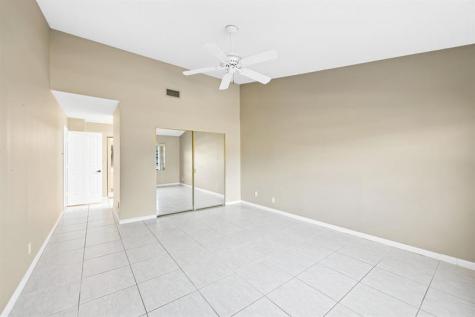 6053 Petaluma Drive Boca Raton FL 33433
