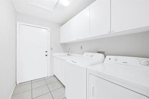 6053 Petaluma Drive Boca Raton FL 33433