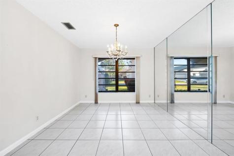 6053 Petaluma Drive Boca Raton FL 33433