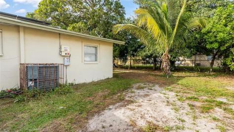 2711 NW 24th Court Fort Lauderdale FL 33311