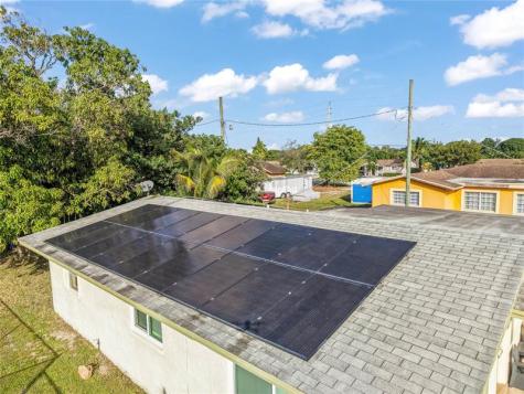 2711 NW 24th Court Fort Lauderdale FL 33311