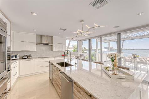 2200 Inlet Drive Fort Lauderdale FL 33316