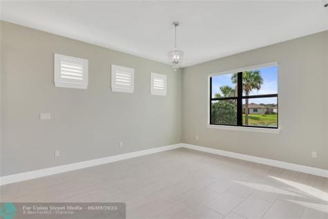 4088 Basket Oak Circle Vero Beach FL 32967