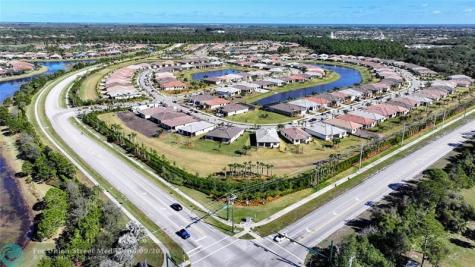 4088 Basket Oak Circle Vero Beach FL 32967