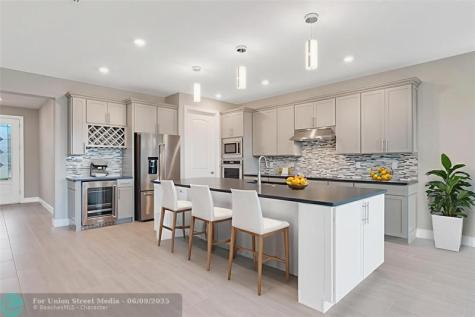 4088 Basket Oak Circle Vero Beach FL 32967