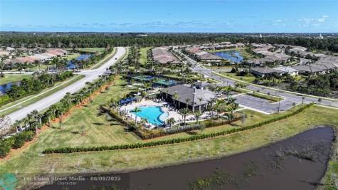 4088 Basket Oak Circle Vero Beach FL 32967