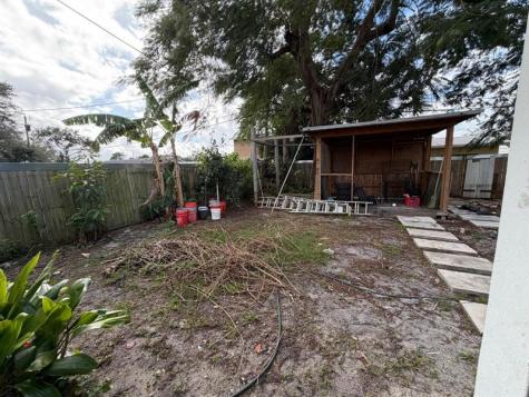405 NW 18th Avenue Fort Lauderdale FL 33311
