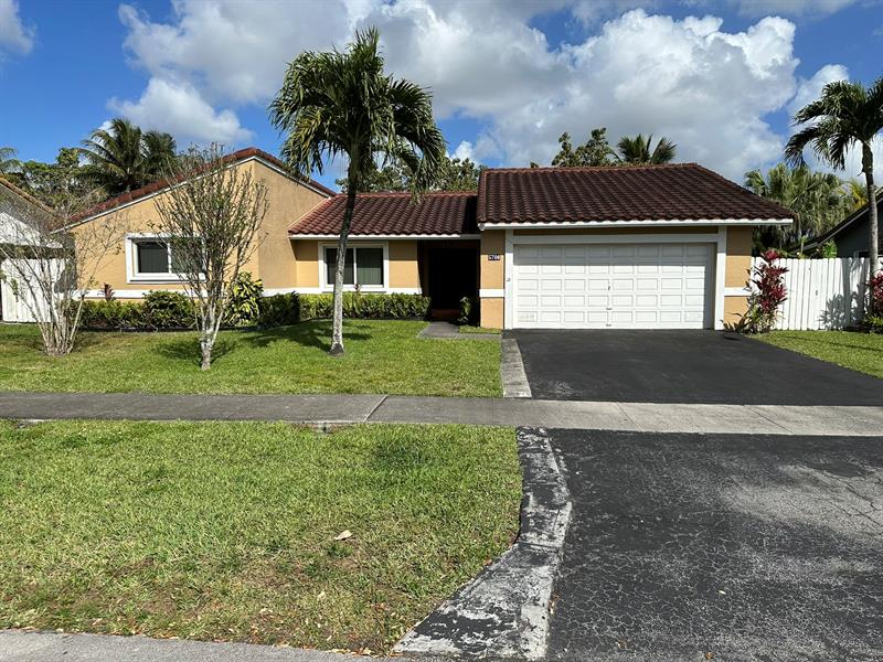 5706 SW 114th Avenue Cooper City FL 33330