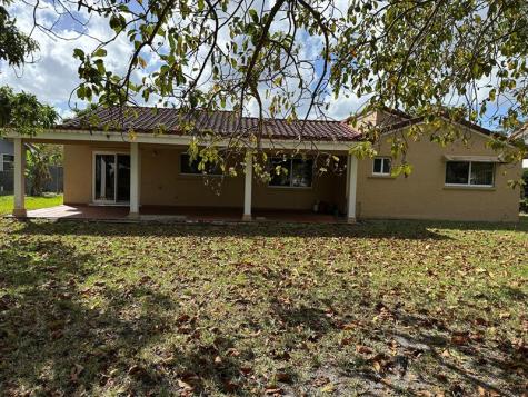 5706 SW 114th Avenue Cooper City FL 33330