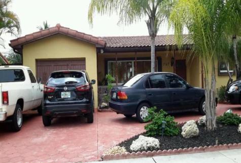 707 N 46th Avenue Hollywood FL 33021