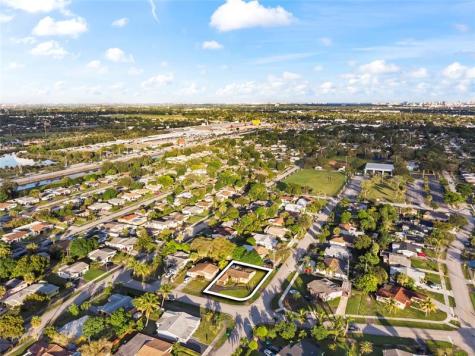 820 NW 38th Avenue Lauderhill FL 33311
